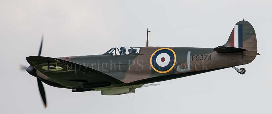 Spitfire Mk !a P9374